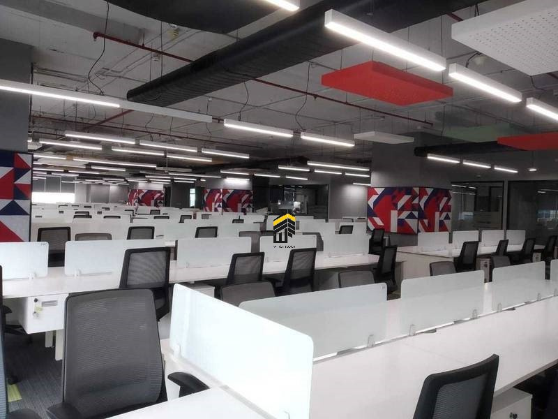 8200 Sq.ft. Office Space for Rent in Fergusson College Road, Pune