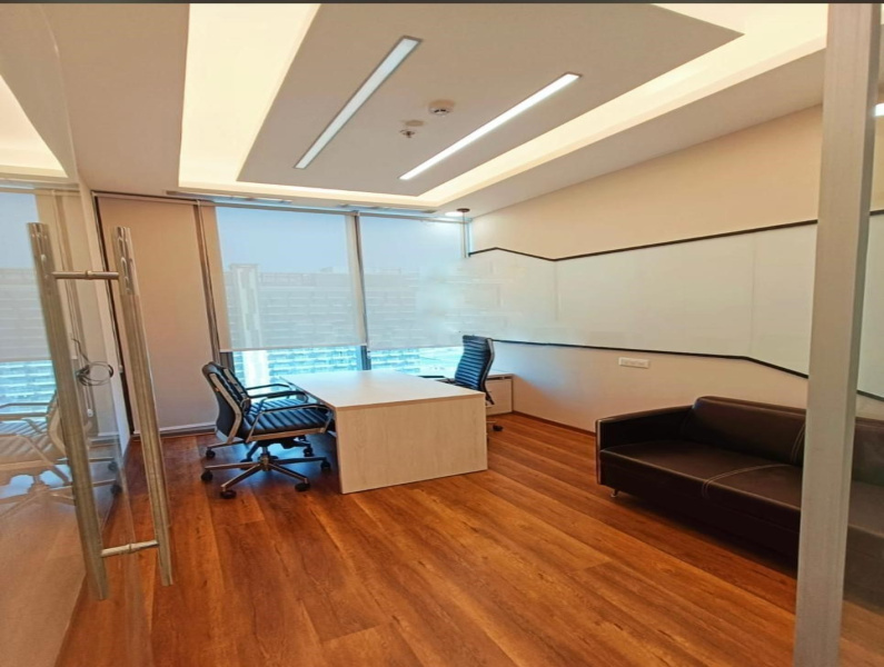  9200 Sq.ft. Office Space for Rent in Wakdewadi, Pune