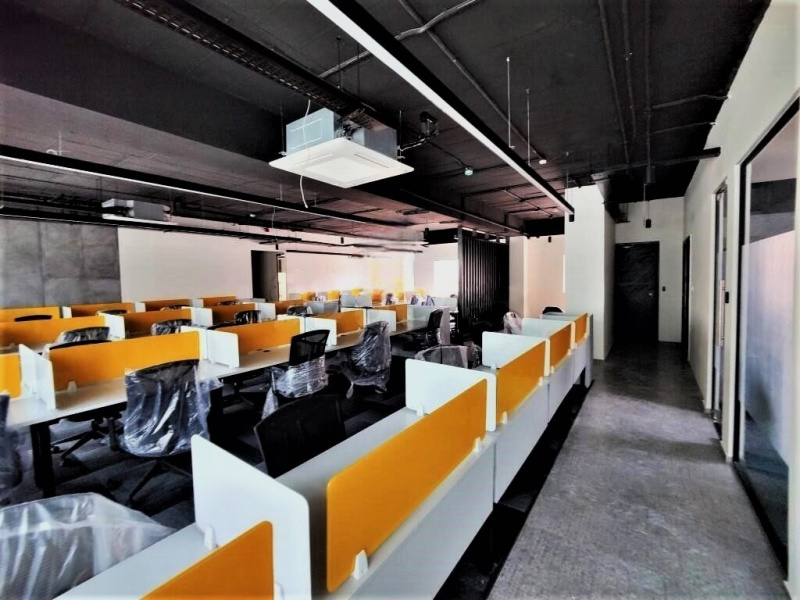  4300 Sq.ft. Office Space for Rent in Wakdewadi, Pune
