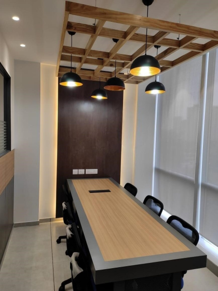  2300 Sq.ft. Office Space for Rent in Fergusson College Road, Pune