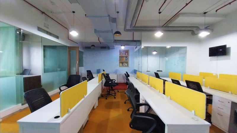  2300 Sq.ft. Office Space for Rent in Wakdewadi, Pune