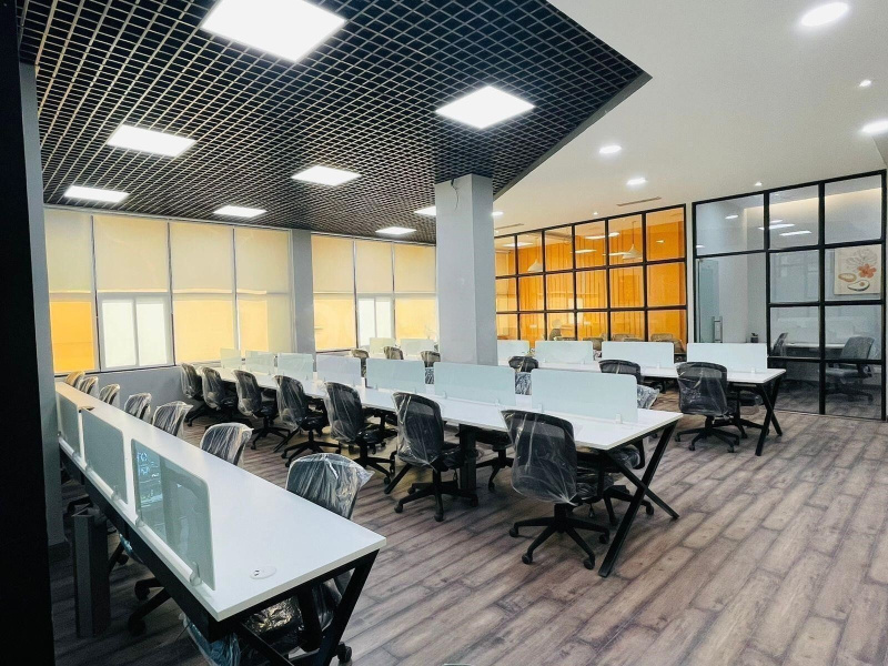  6300 Sq.ft. Office Space for Rent in Fergusson College Road, Pune