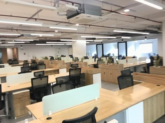  7300 Sq.ft. Office Space for Rent in Fergusson College Road, Pune