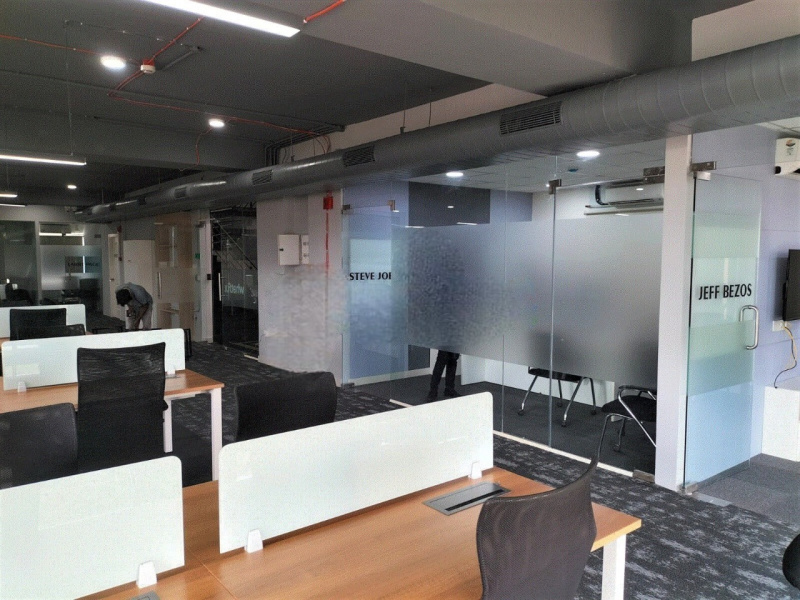  7600 Sq.ft. Office Space for Rent in Shivaji Nagar, Pune