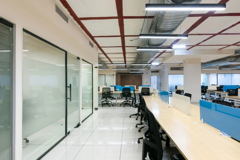  9600 Sq.ft. Office Space for Rent in Fergusson College Road, Pune