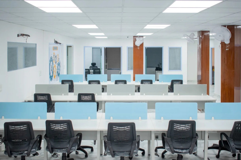  7700 Sq.ft. Office Space for Rent in Senapati Bapat Road, Pune