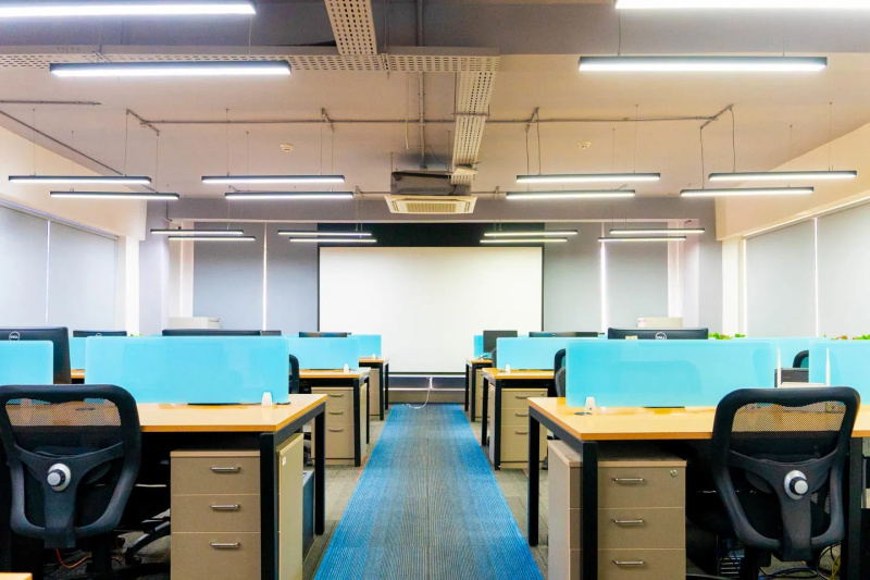  8700 Sq.ft. Office Space for Rent in Fergusson College Road, Pune