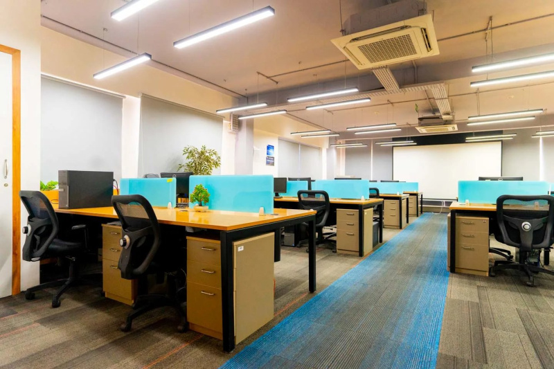  8700 Sq.ft. Office Space for Rent in Fergusson College Road, Pune