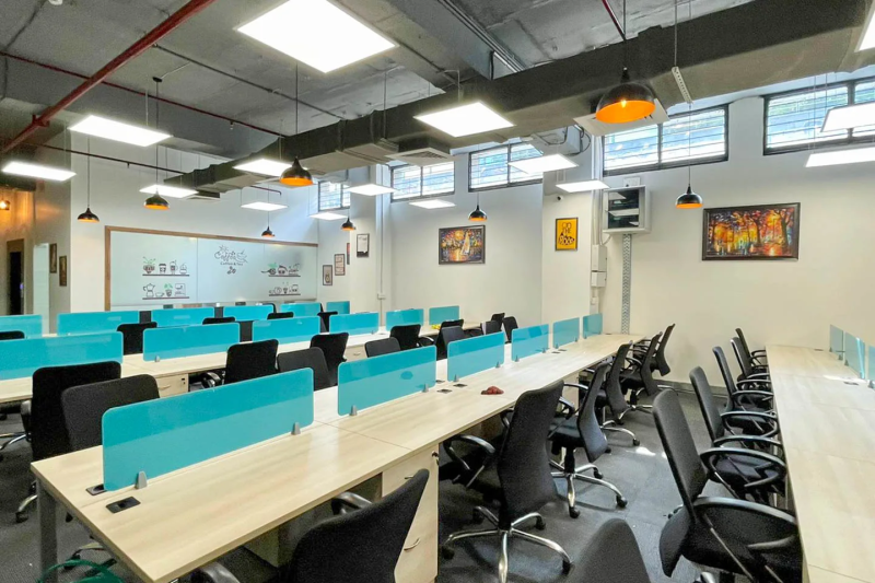  7700 Sq.ft. Office Space for Rent in Fergusson College Road, Pune