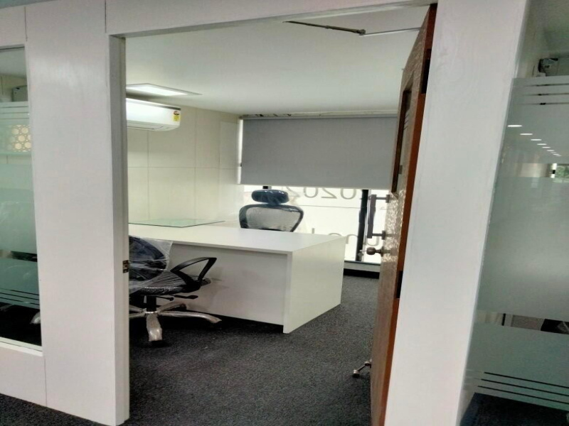  9700 Sq.ft. Office Space for Rent in Fergusson College Road, Pune