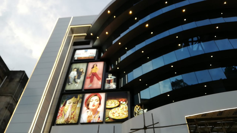  Showroom 12000 Sq.ft. for Rent in Krupa Nagar, Hubli