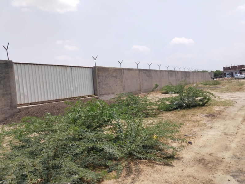  Industrial Land 2500 Sq. Yards for Sale in NH 8, Kheda