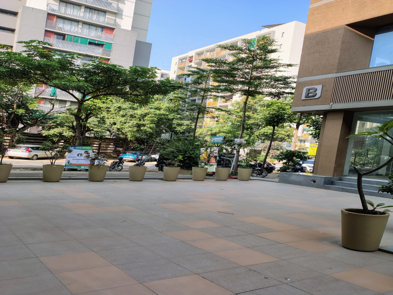  804 Sq.ft. Commercial Shop for Rent in South Bopal, Ahmedabad