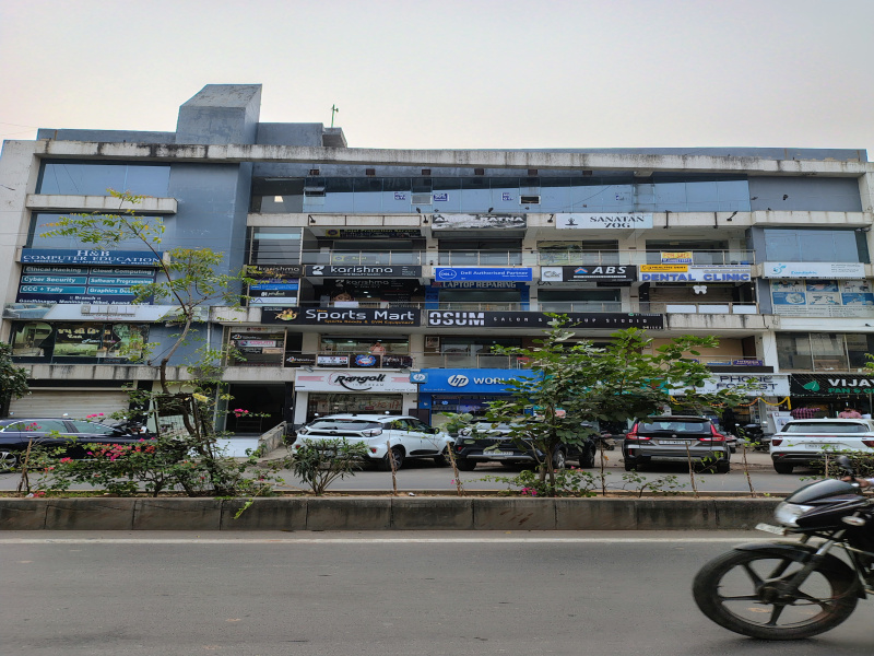  1650 Sq.ft. Showroom for Rent in South Bopal, Ahmedabad