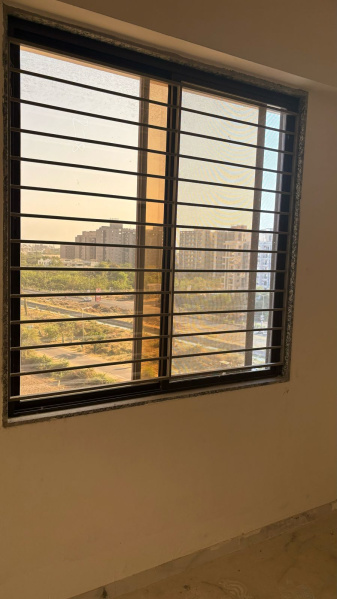 2 BHK Apartment 735 Sq.ft. for Sale in Vasna-bhayli-road, Vadodara