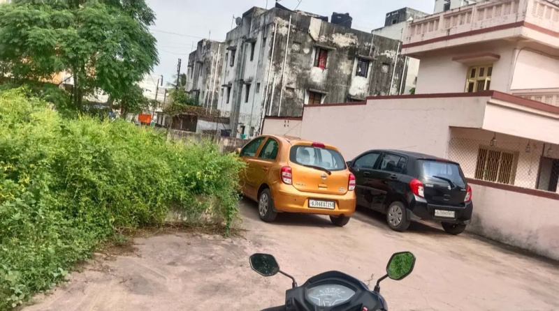  Residential Plot 4000 Sq.ft. for Sale in Vasna Bhayli Road, Vadodara