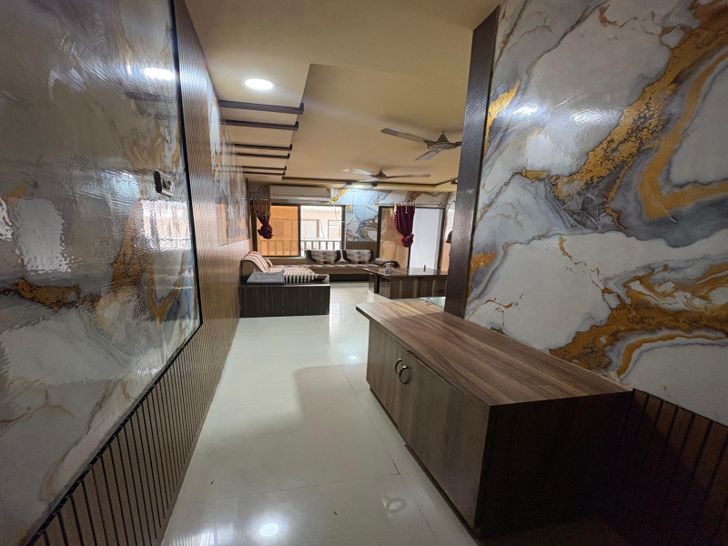3 BHK 1600 Sq.ft. Apartment for Rent in Vasna Bhayli Road, Vadodara