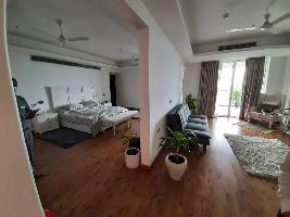 4 BHK Flat for Sale in Golf Course Road, Gurgaon