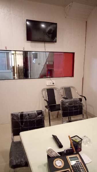  Office Space 950 Sq.ft. for Rent in VIP Road, Zirakpur