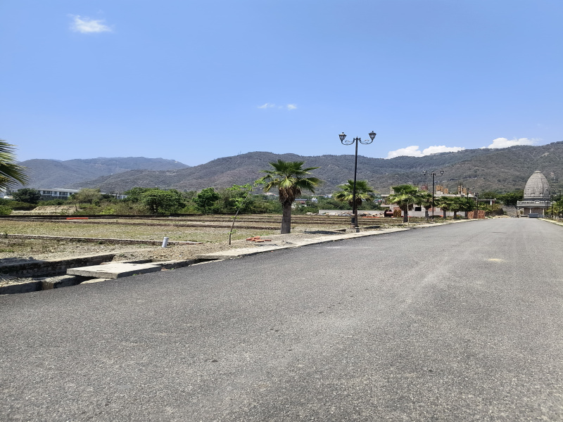  445 Sq. Yards Residential Plot for Sale in Mussoorie Road, Dehradun