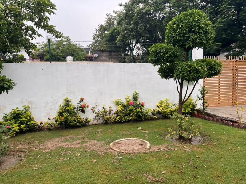 Residential Plot 350 Sq. Meter for Sale in Delta III, Greater Noida