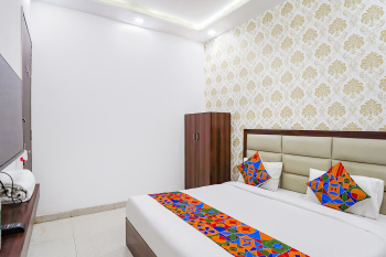  Hotels for Sale in Taj Nagari Phase 2, Taj Nagari, Agra