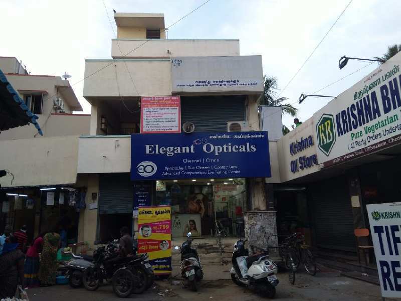 Commercial Shop 700 Sq.ft. for Rent in