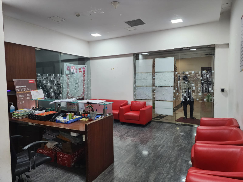  Office Space 10300 Sq.ft. for Rent in Lower Parel, Mumbai