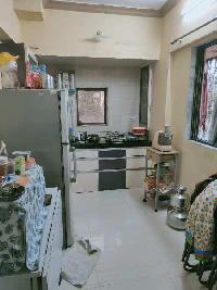 1 BHK Flat for Rent in Vile Parle West, Mumbai