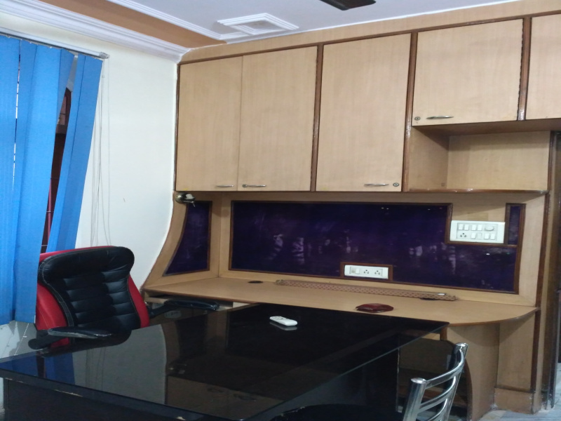  Office Space 750 Sq.ft. for Rent in Laxmi Nagar, Delhi