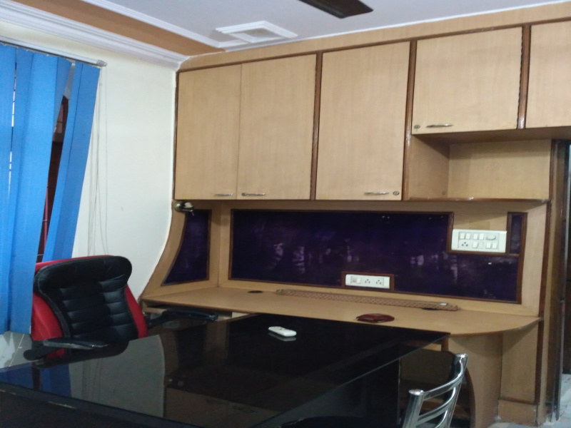  Office Space 750 Sq.ft. for Rent in Laxmi Nagar, Delhi