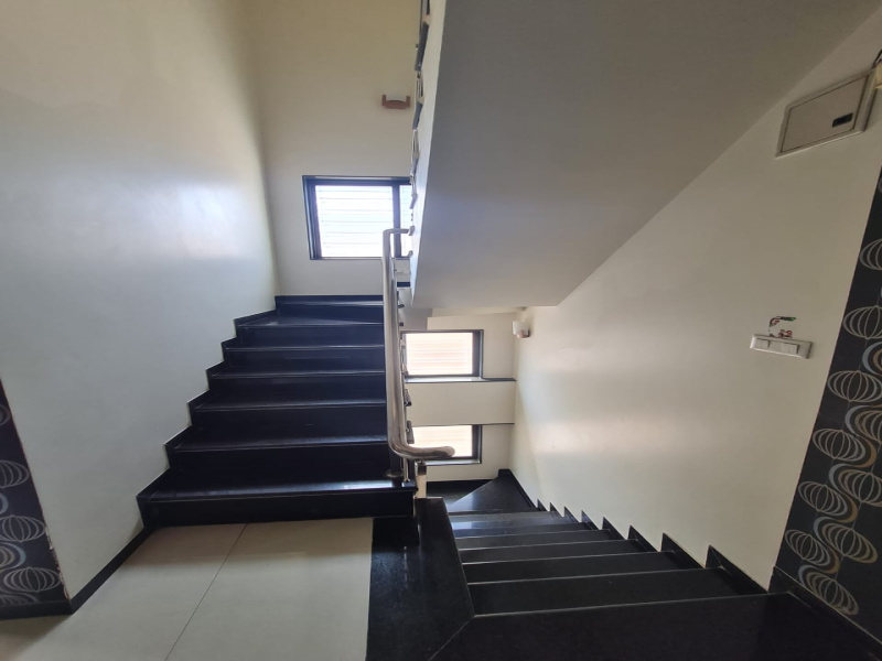 3 BHK House 2500 Sq.ft. for Rent in College Road, Nashik