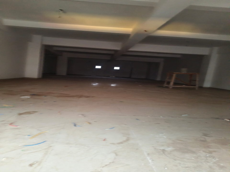  Commercial Shop 850 Sq.ft. for Sale in Main Road, Anand