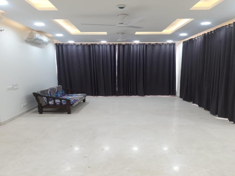 4.5 BHK Apartment 3400 Sq.ft. for Rent in Sector 110 Gurgaon