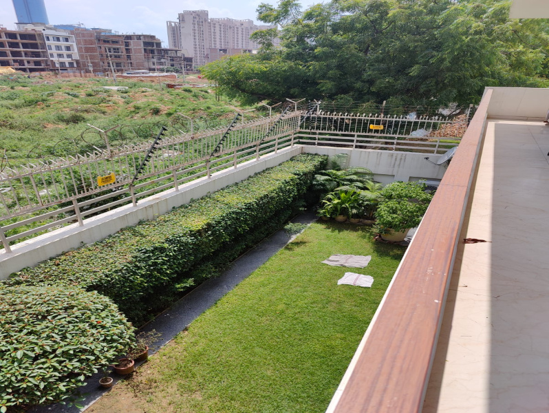 1.5 BHK 4840 Sq. Yards Farm House for Sale in Sohna Road, Gurgaon