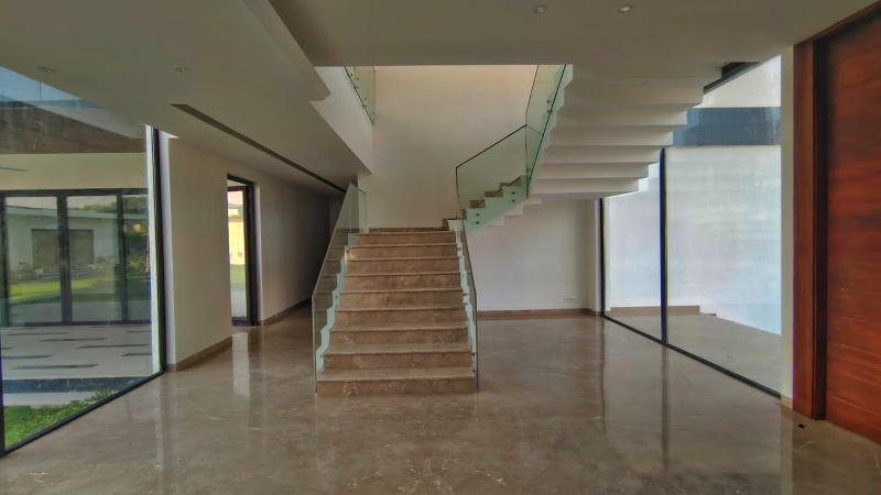  4840 Sq. Yards Agricultural/Farm Land for Sale in 10B Jasola Vihar, Delhi