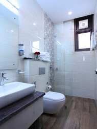  Guest House 860 Sq. Meter for Rent in Pocket 1 Jasola Vihar, Delhi
