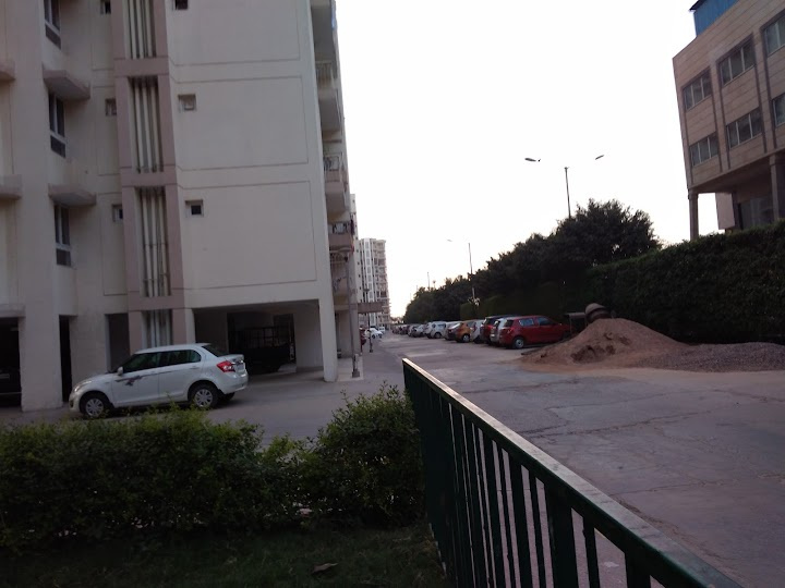 3.5 BHK Apartment 712 Sq.ft. for Rent in Alwar Bypass Road, Alwar Bypass Road, Bhiwadi