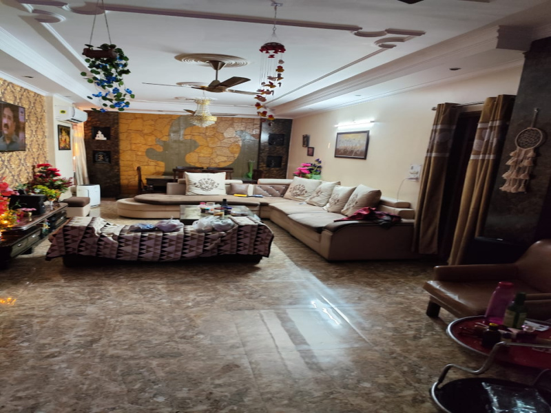 3 BHK Apartment 2200 Sq.ft. for Sale in Phase 2, Model Town, Delhi