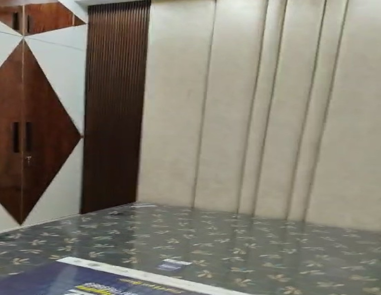 3 BHK 720 Sq.ft. Builder Floor for Sale in Dwarka Mor, Delhi