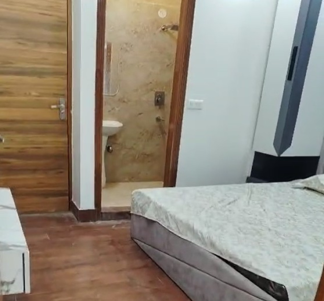 3 BHK 720 Sq.ft. Builder Floor for Sale in Dwarka Mor, Delhi