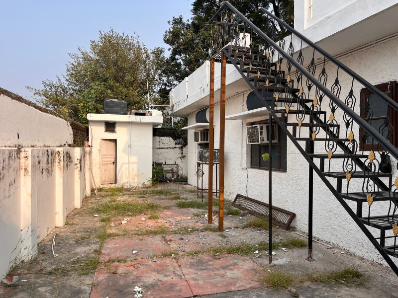 4 BHK House 2500 Sq.ft. for Sale in Paonta Sahib, Sirmour