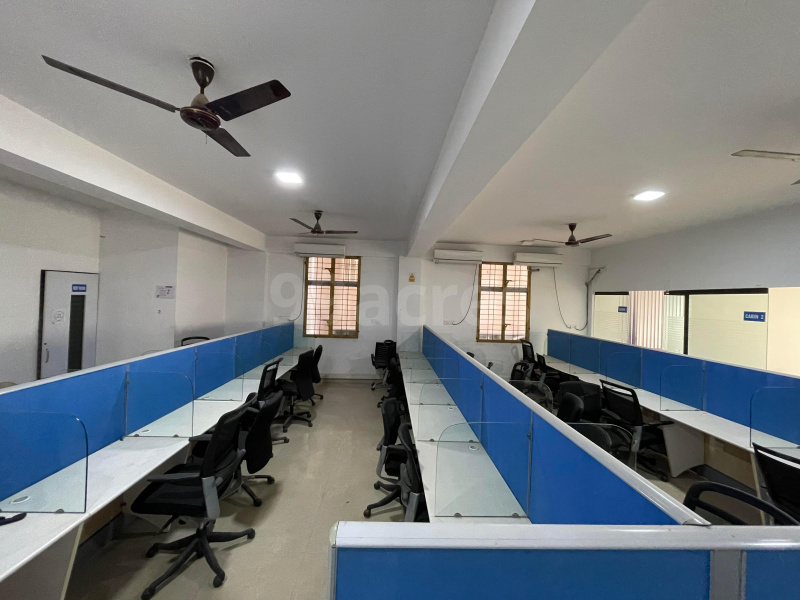  Office Space 1500 Sq.ft. for Rent in Nungambakkam, Chennai