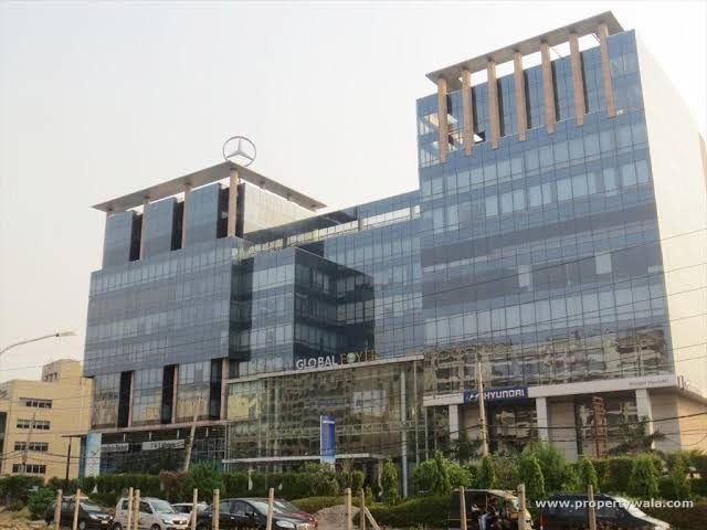  Office Space 1696 Sq.ft. for Rent in Golf Course Road, Gurgaon