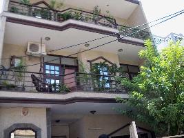 3 BHK Flat for Sale in Nh 2, Faridabad