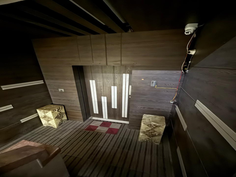 4 BHK 2650 Sq.ft. Apartment for Sale in Juhu, Mumbai