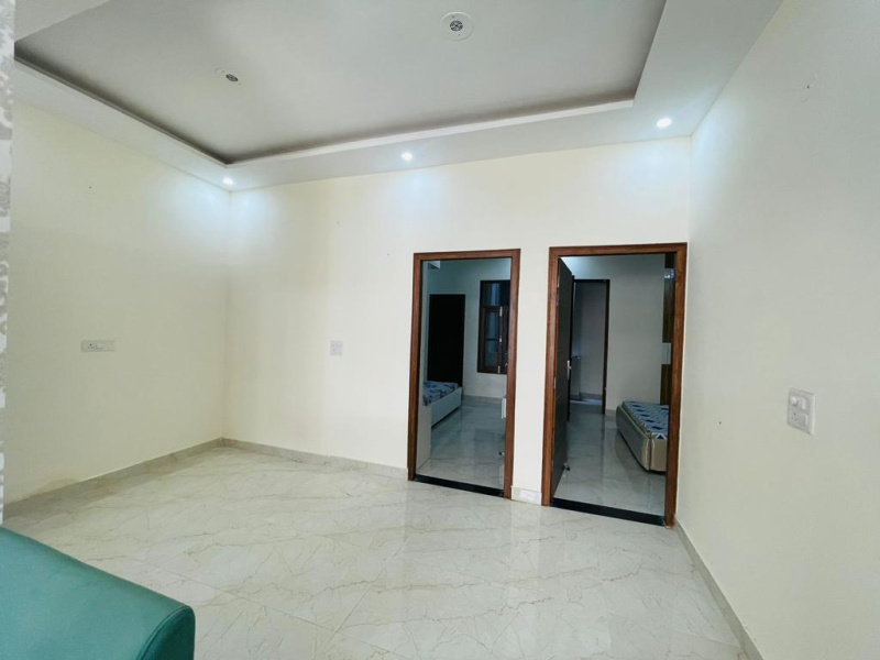 1 BHK Apartment 390 Sq.ft. for Rent in Madhapar, Rajkot