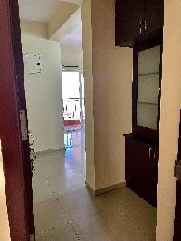 2 BHK Flat for Rent in Navalur, Chennai