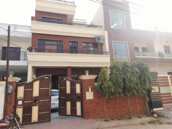 7 BHK House & Villa for Sale in Badal Colony, Zirakpur