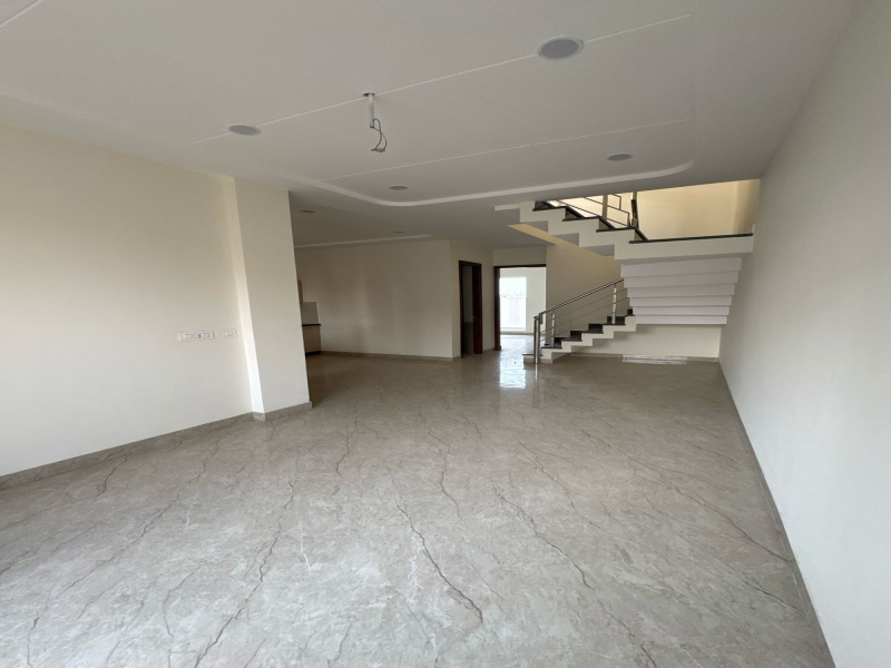 3 BHK Villa 116 Sq. Yards for Sale in Gazipur Road, Zirakpur